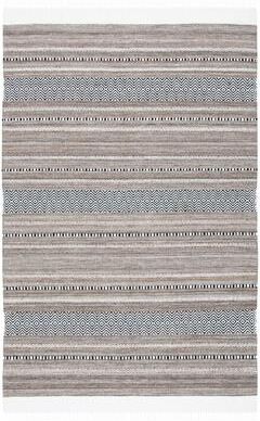 SAFAVIEH Striped Kilim Niceta Boho Fringe Rug