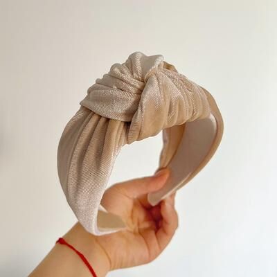 Modern Mode Marketplace Velvet Knot Wide Headband For Women Soft Velvet Headband Fashion Hair Accessory beige