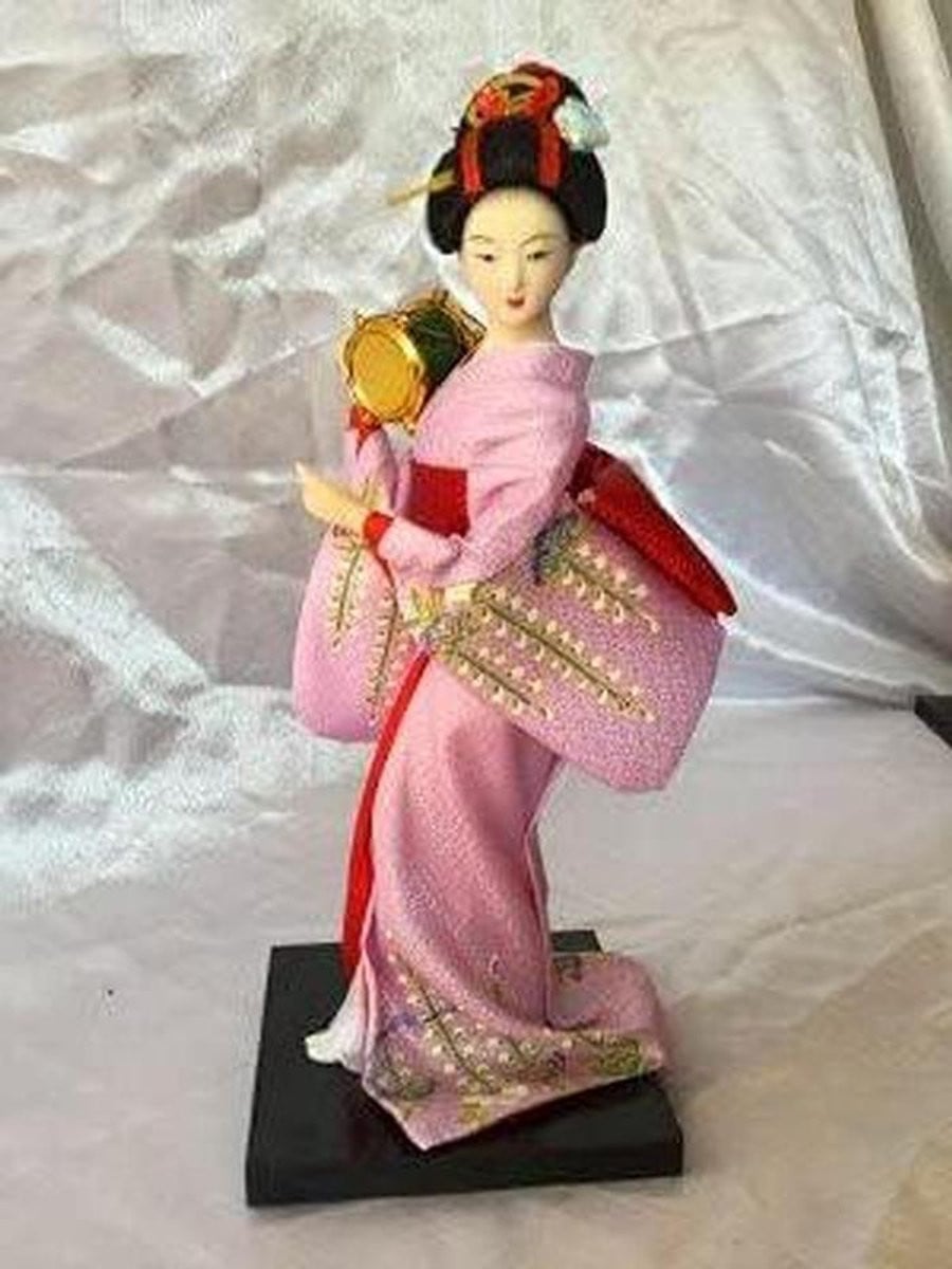 Handgemaakte Japanse Geisha Decoratie Pop voor op je bureau, Rood, 25 cm