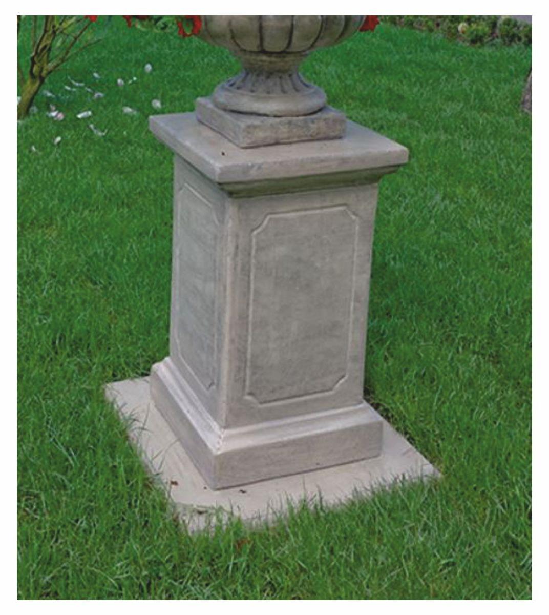 Casa Padrino Barock Garten Deko Sockel Grau H. 70 cm - Barock Garten Accessoires