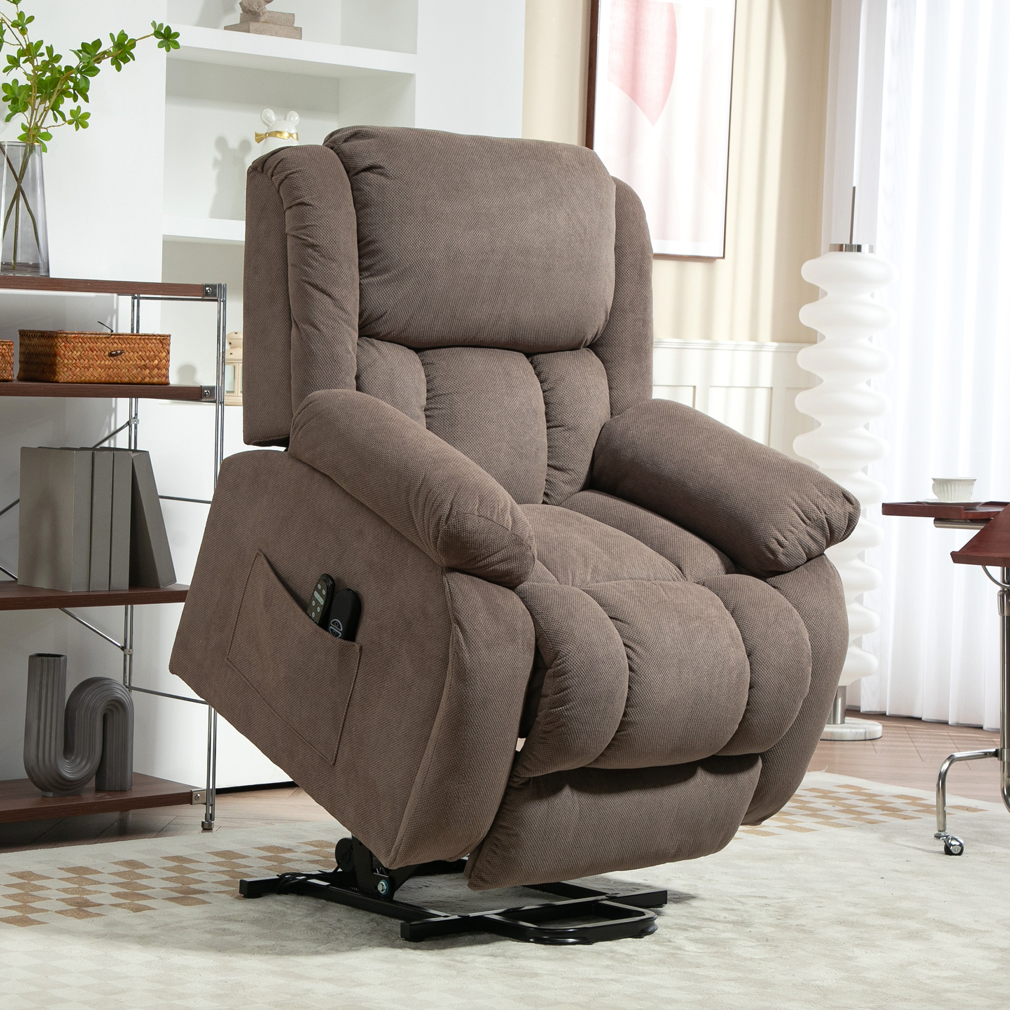 Homcom Poltrona Moderno Imbottita Alzapersona con 2 Tasche e Telecomando, poggiapiedi e riscaldamento, 93x104x105 cm, Marrone   Aosom Italy
