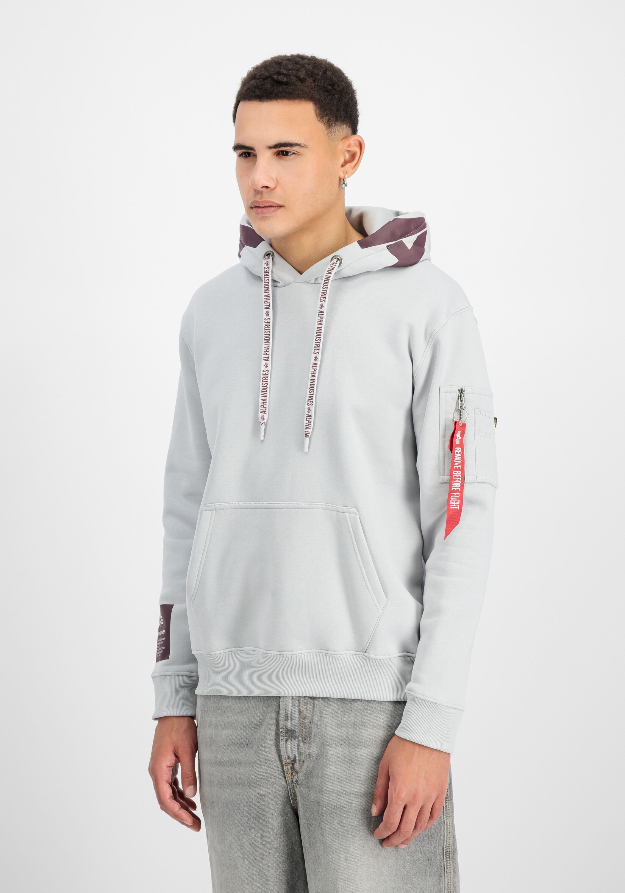 Hoodie ALPHA INDUSTRIES "Alpha Hoodie", Herren, Gr. L, weiss (pastel grau), Obermaterial: 80% Baumwolle, 20% Polyester, regular fit, Sweatshirts Hoodie pastel grau L
