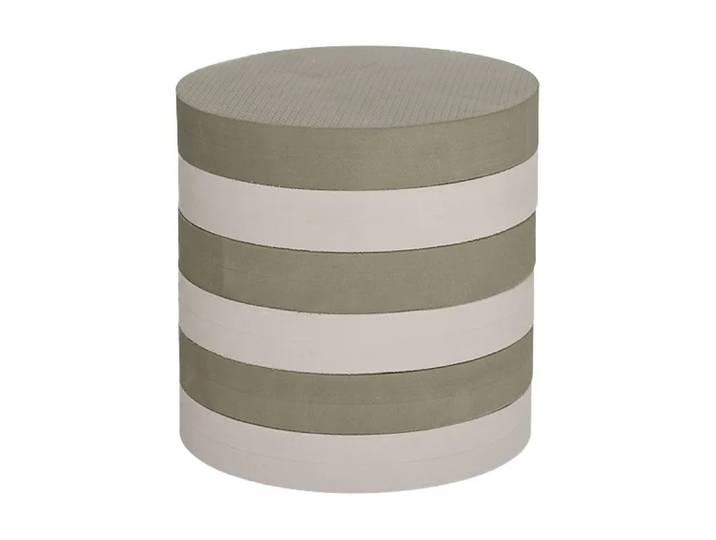 OYOY Tabouret empilable Iro Olive-clay