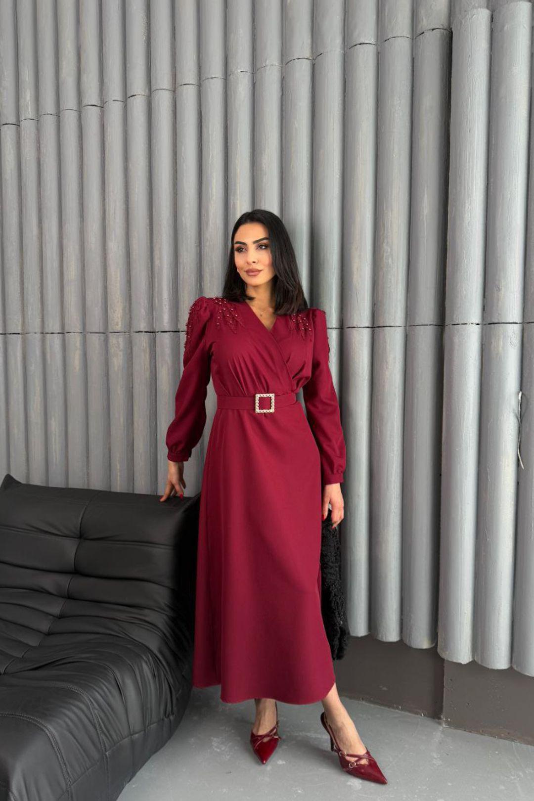 Gürtel-A-Linien-Midikleid