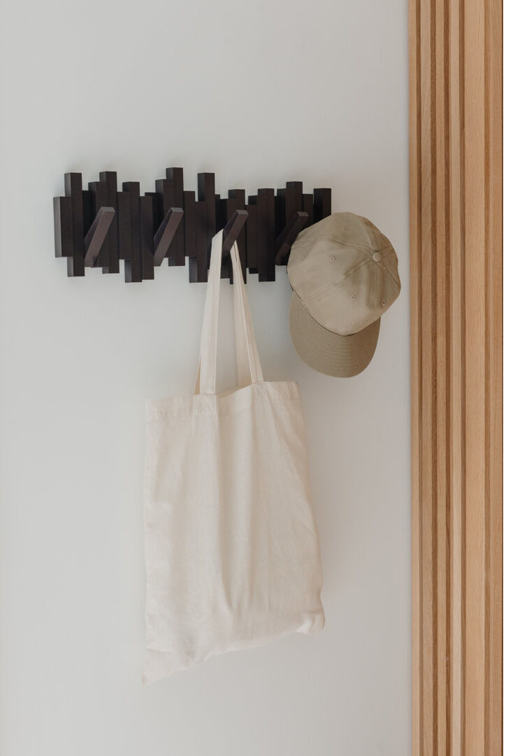 Umbra Sticks 5-Hook Wall-Mounted Coat Rack, Flip-Down Hooks for Entryway, Bedroom, Office Espresso 17.7cm H X 49cm W X 3.2cm D