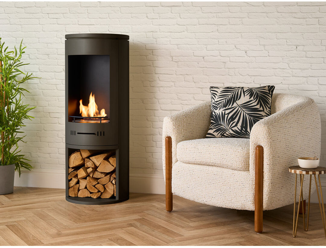 Brayden Studio Barilo Bio Ethanol Stove Black 115.5cm H X 45cm W X 45cm D
