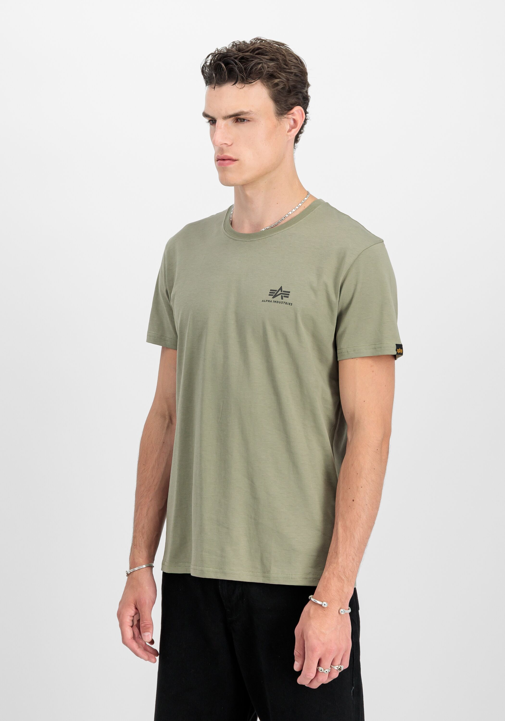 T-Shirt ALPHA INDUSTRIES "Basic SL T-Shirt", Herren, Gr. S, grün (olive), Obermaterial: 100% Baumwolle, Shirts T-Shirt olive S