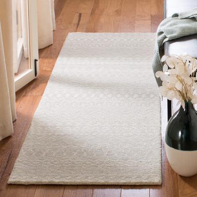SAFAVIEH Handmade Micro-Loop Ljubica Wool Rug