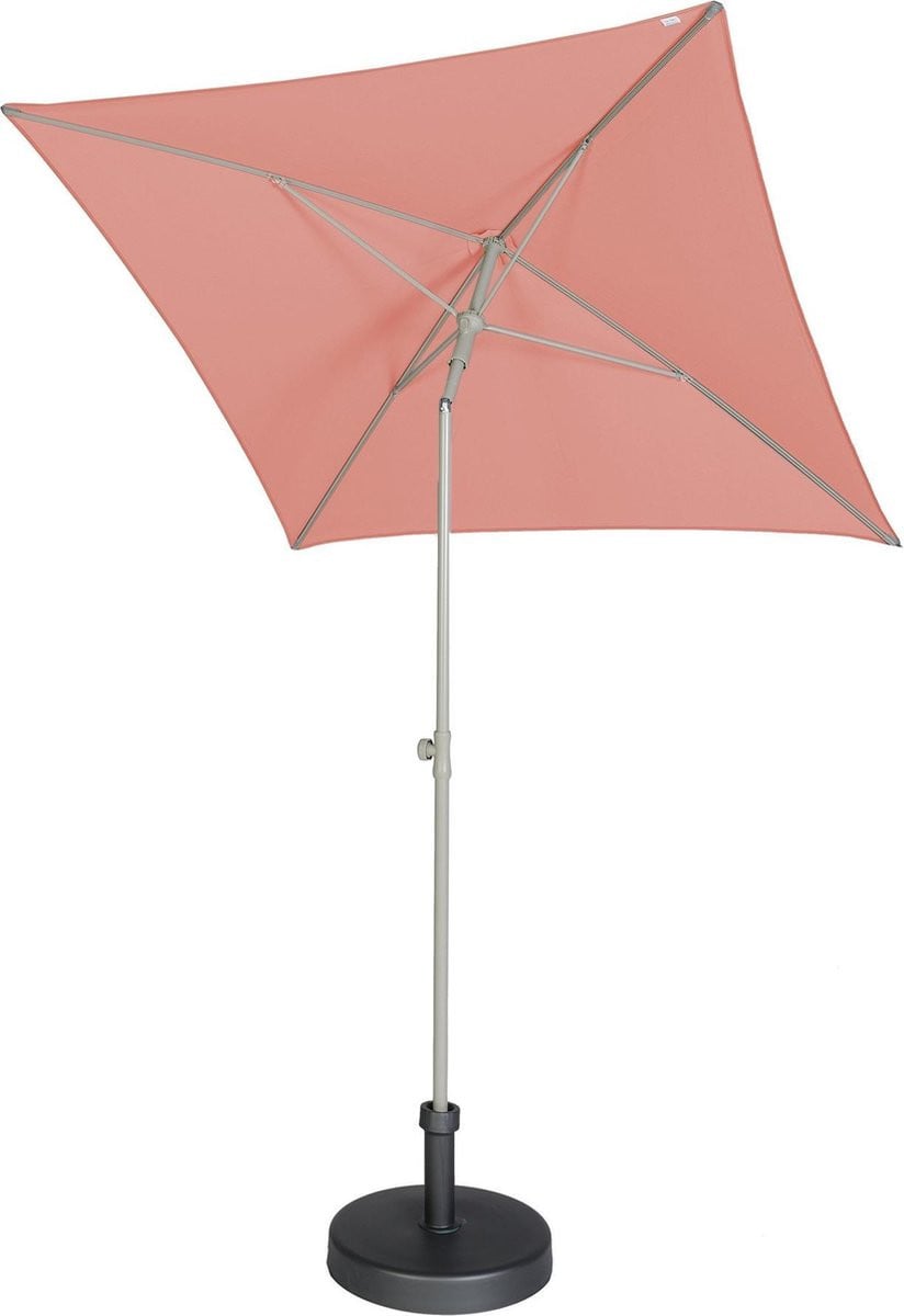 Katie Metal Lantana Central Pole