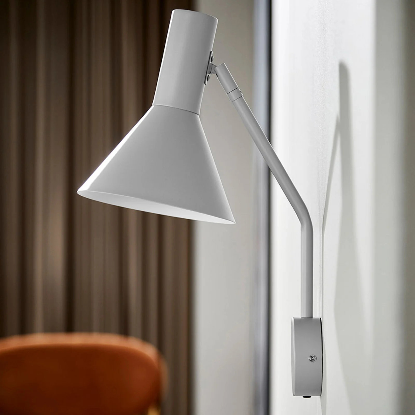 FRANDSEN Lyss wandlamp Lichtgrijs Metaal