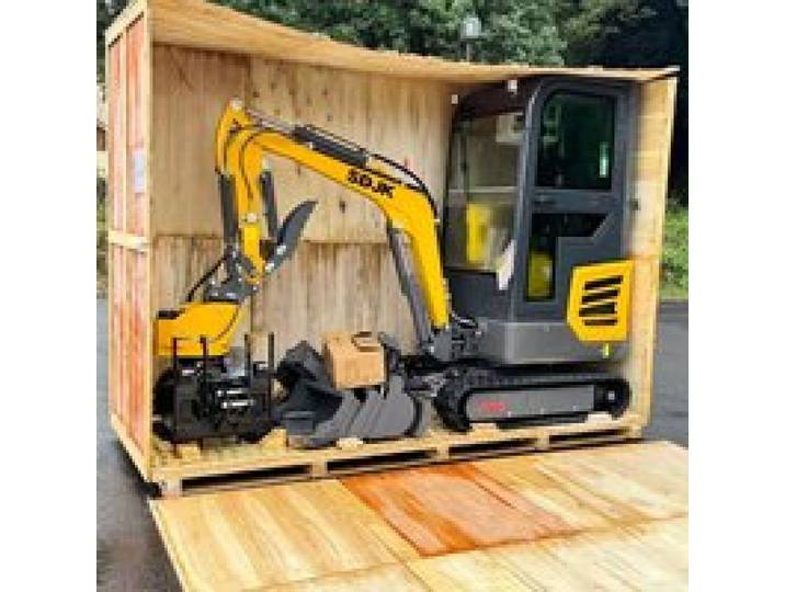 Hotselling Mini Graafmachine 1 Ton Multifunctionele Rupsgraafmachine 1,2 Ton Mini Bagger, Op Maat Gemaakte Gesloten Cabine 1,8 Ton Graafmachine, Snelle Levering