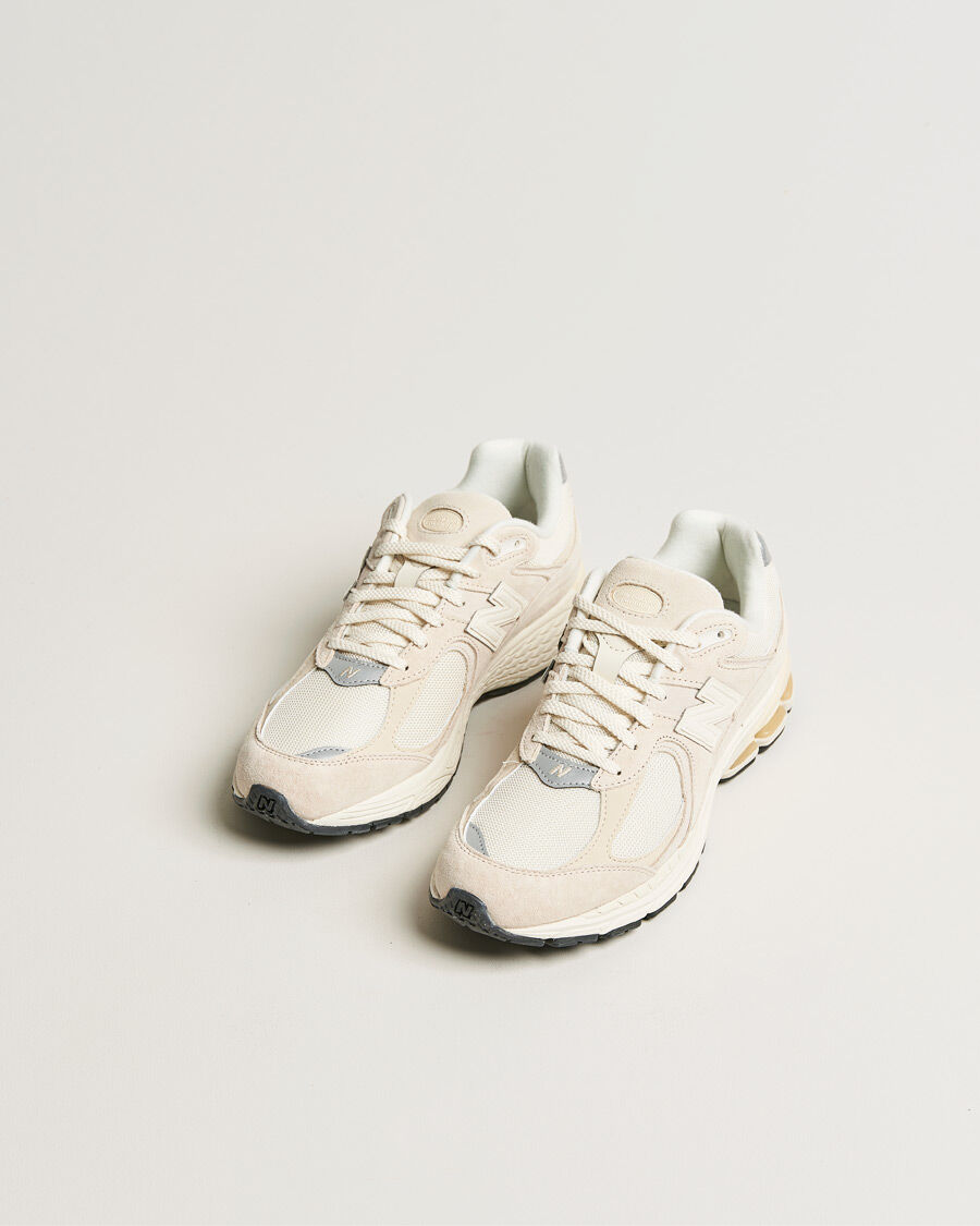 New Balance 2002R Sneakers Calm Taupe men EU42 Beige