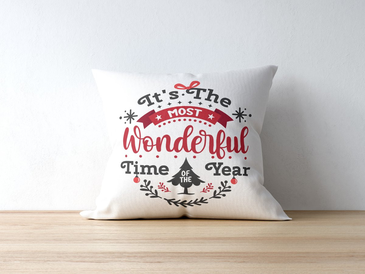 Sierkussen met kersttekst Its The Most Wonderful Time Of The Year in polyester