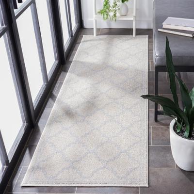 SAFAVIEH Amherst Leota Trellis Rug