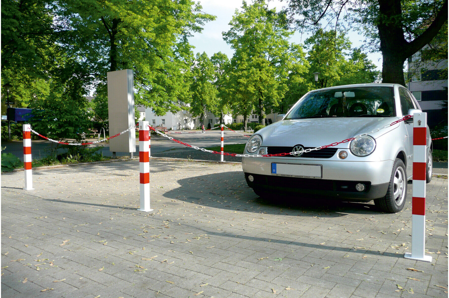 Schake Sperrkettenpfosten 4711P+1 Vierkantrohr 70x70mm, Überflur 900 mm + Schließmechanik, Profilzylinderschloß, feuerverzinkt)