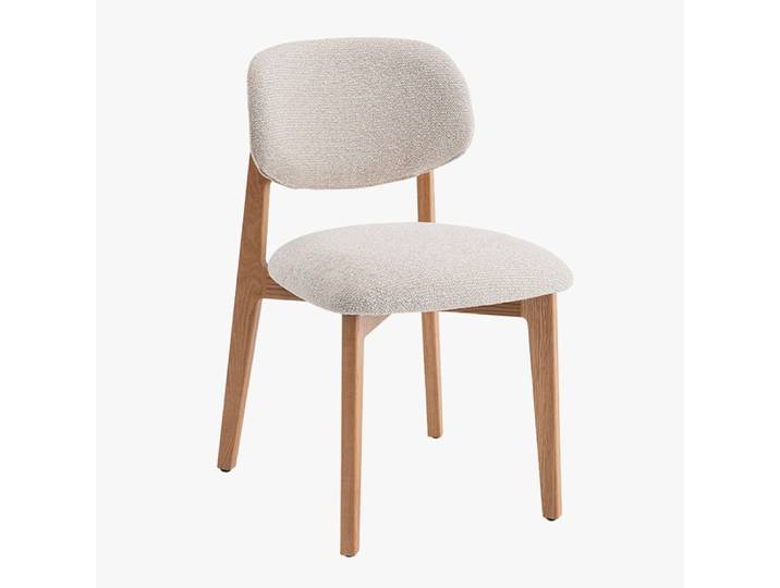 Chaise en tissu beige et chêne massif