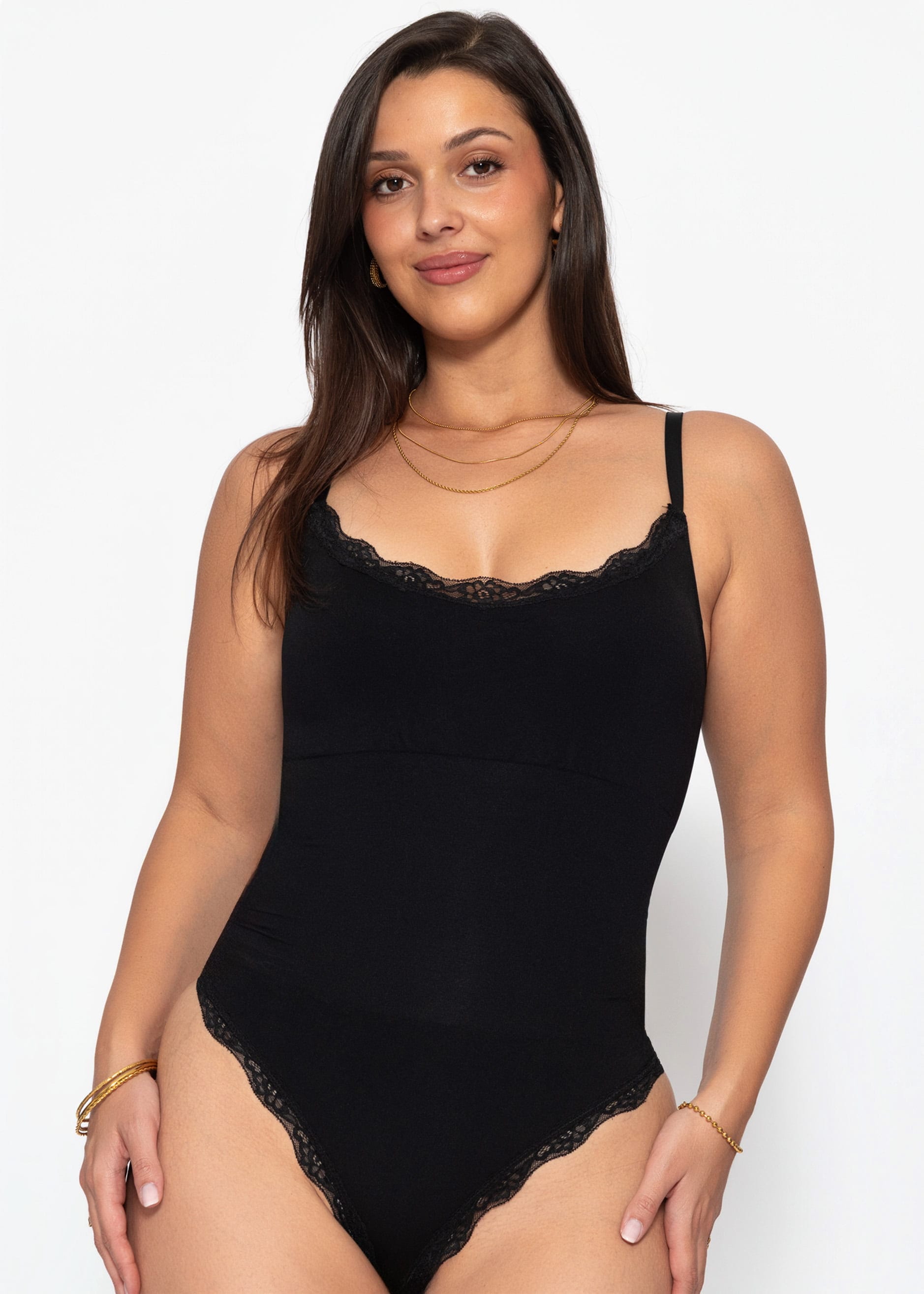 Shaping-Body SASSYCLASSY "Bodysuit Sculpting Shapewear mit String und Spitze", Damen, Gr. XS, EURO, schwarz, Weitere Stoffart, Obermaterial: 82% Polyamid PA. 18% Elasthan EL., Hüftlang, Bodys Shaping-Body, Nahtloser Body mit verstellbaren Trägern, String 