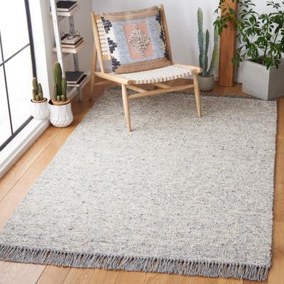 SAFAVIEH Handmade Vermont Huynh Wool Rug