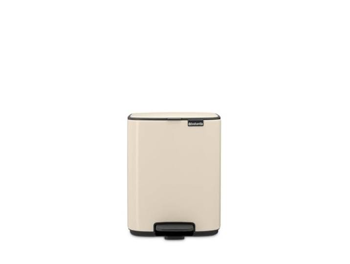 Brabantia Poubelle Bo 7L (Beige) – Poubelle cuisine à pédale à fermeture progressive – Système de tri des déchets facile à nettoyer avec seau amovible – Sacs-poubelle PerfectFit gratuits inclus