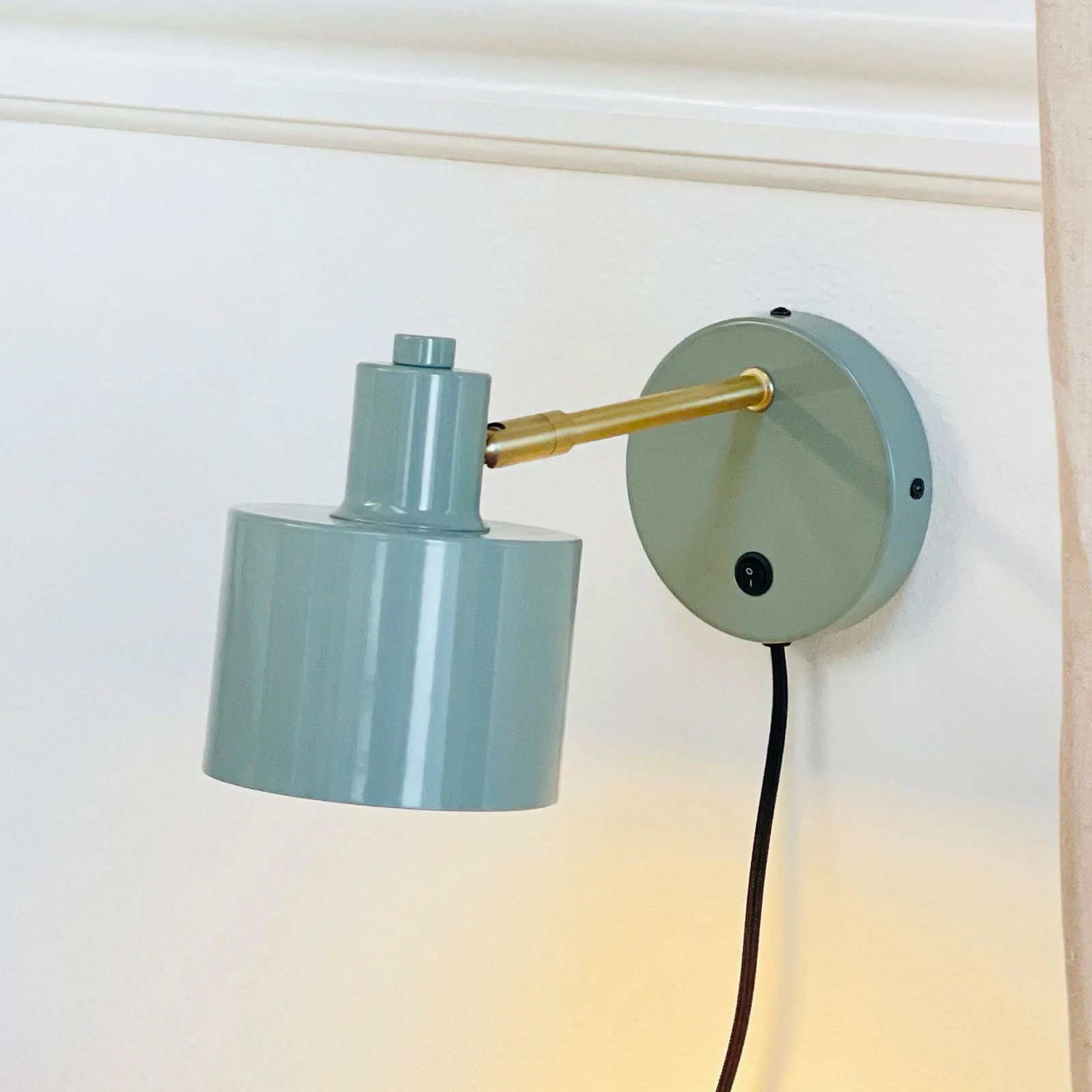 Dyberg Larsen Ocean wandlamp olijfgroen/messing metaal E14