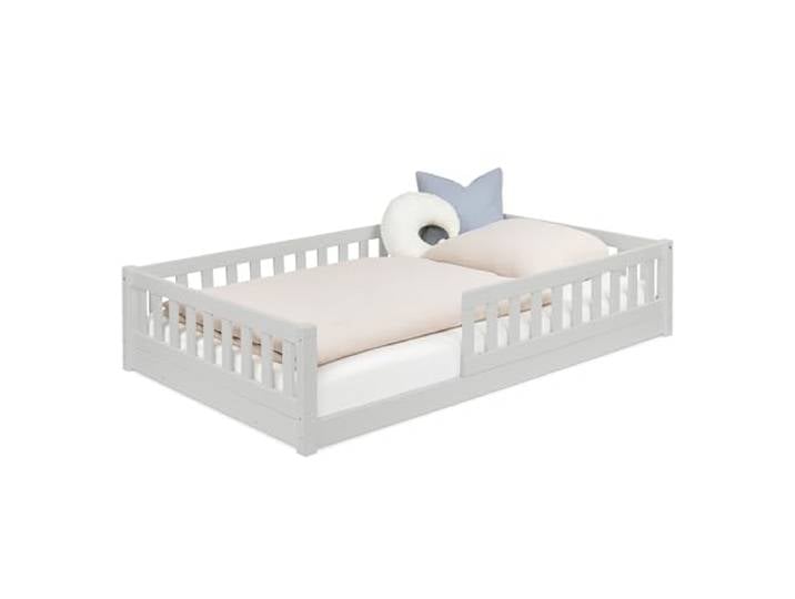 Ehrenkind® Bodenbett 120x200 cm Hellgrau, Montessori Bett mit Rausfallschutz & Rollrost, Kinderbett & Jugendbett aus Massivholz