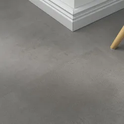 Klebe-Vinyl Skywalk grey – inkl. Dämmung & Fußleisten