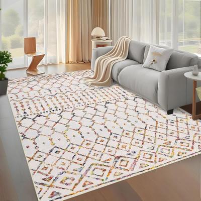 Garvee Washable Diamond Geometric Distressed Area Rug