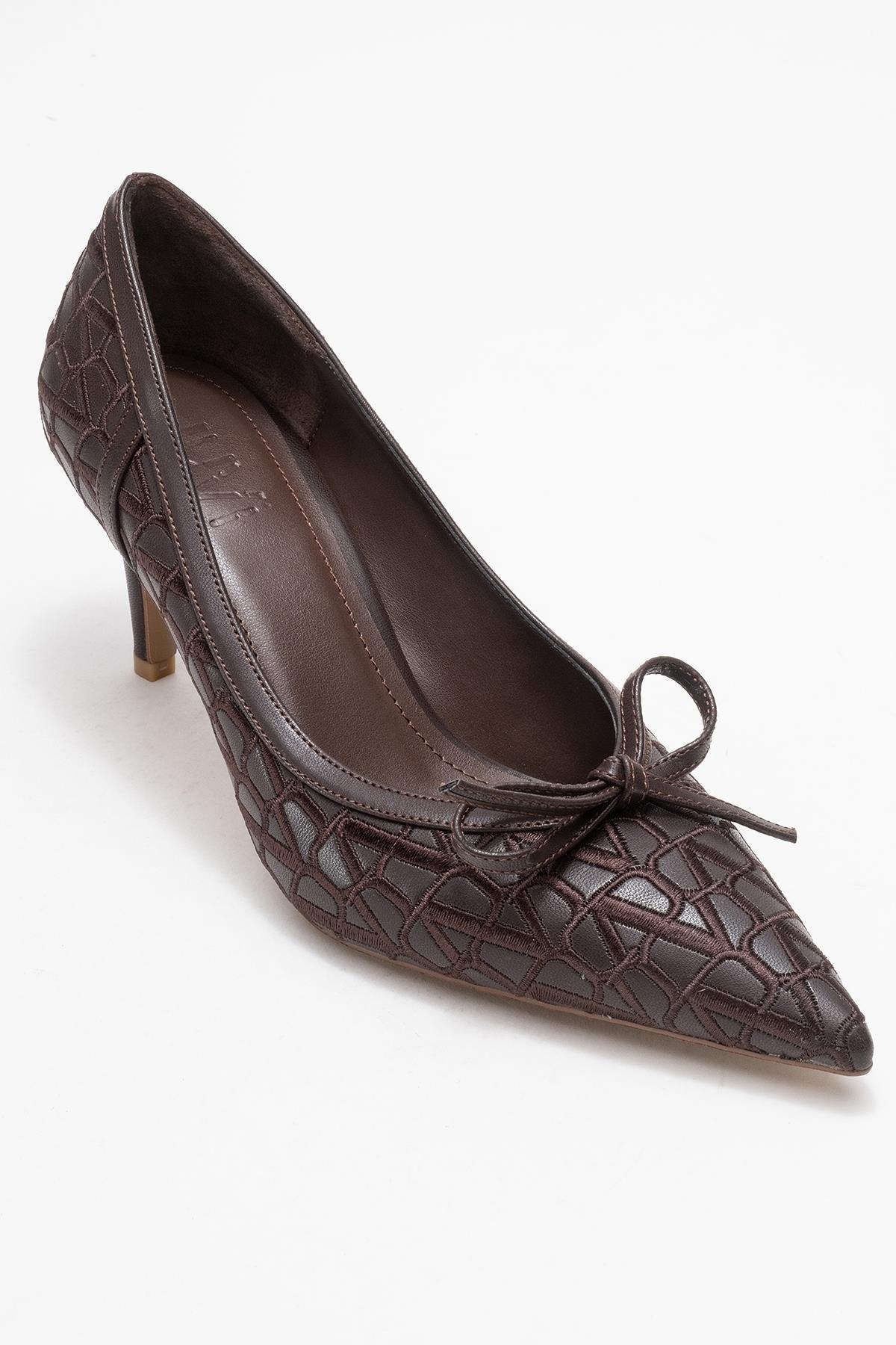 Camden Schleife Spitzer Zehenbereich Pumps
