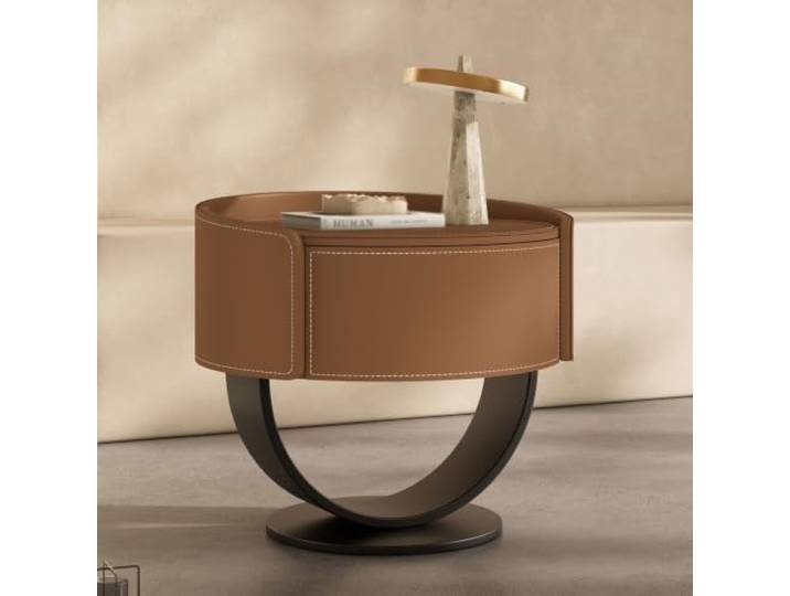 Moderner Runder Nachttisch Beistelltisch Aus Leder Mit 1 Schublade Ausgestellte Tischkante Metallfuß Für Wohnzimmer, Büro und kleine Räume(Brown)