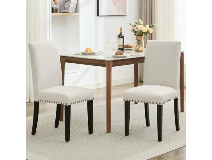 JustSmart 2er-Set Esszimmerstühle, modern gepolstert mit Leinenbezug, ergonomische Form & stabile Holzbeine – Neutral White mit Nieten
