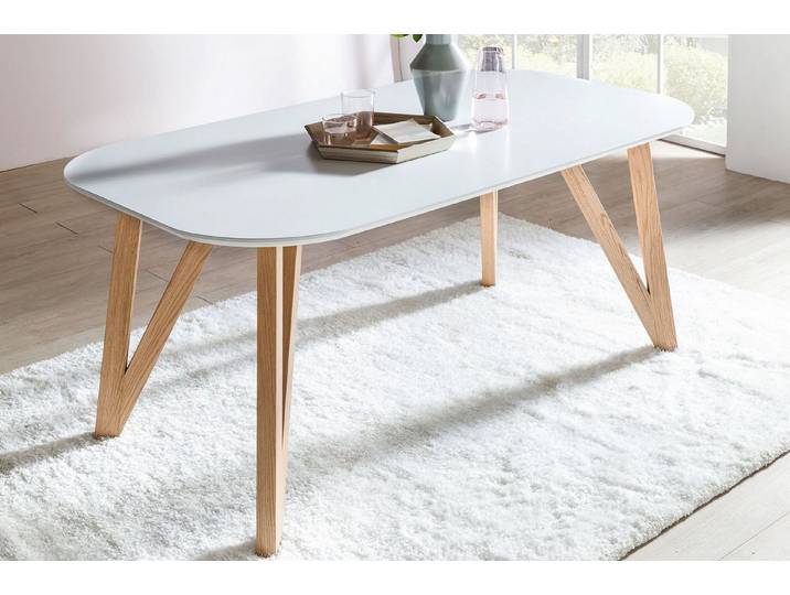 SalesFever Esstisch Solna - Stilvoller Tisch für Ihr Zuhause, Massive Eichen-Haarnadelbeine: Natürliches Design-Statement