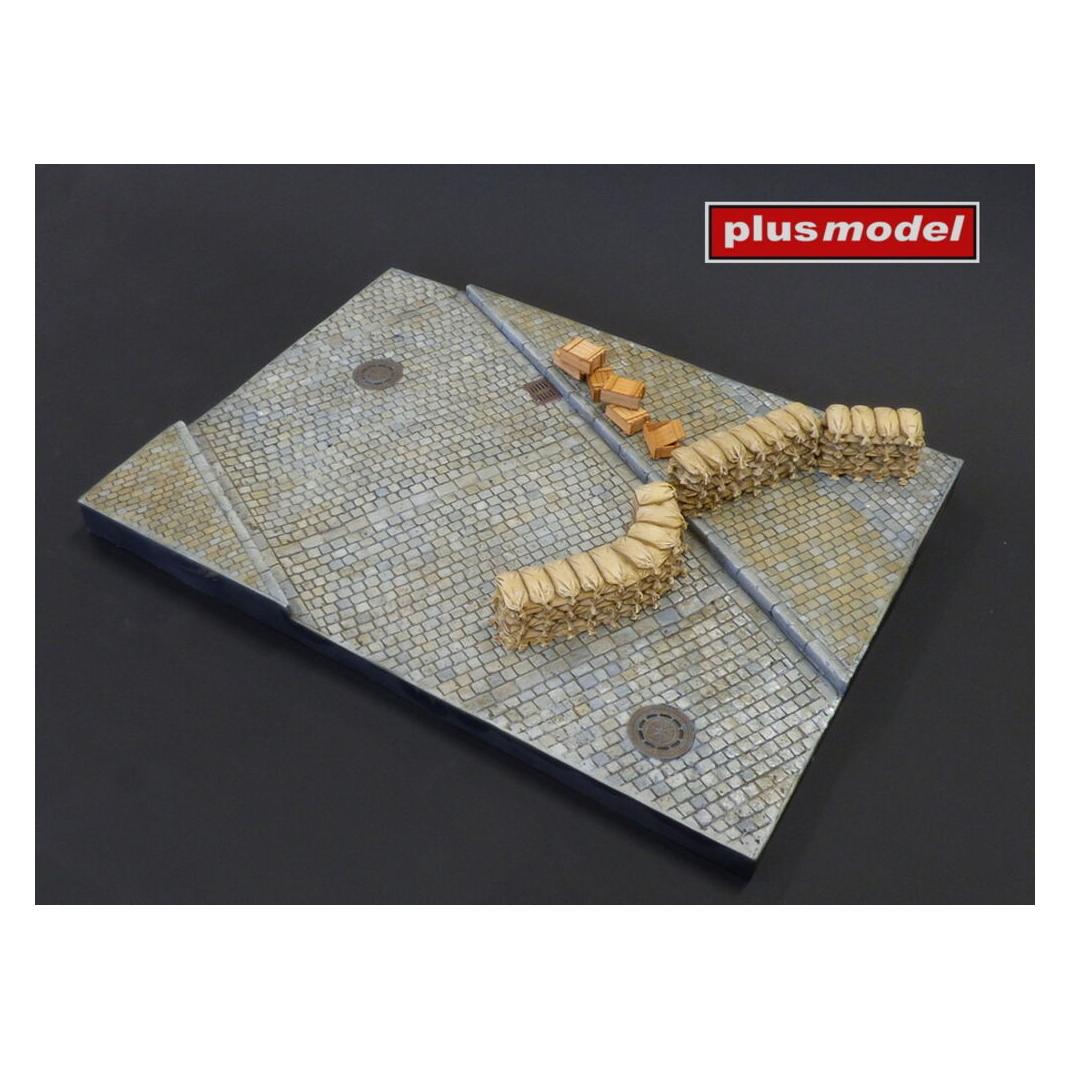 Plus Model Display base - Cobblestone street with sidewalk (65203404)