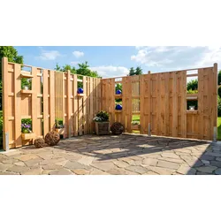 Holz Terrassenabtrennung Wyk – stabiler & moderner Sichtschutzzaun aus Lärche, individuell kombinierbar mit Designelementen – für Garten & Terrasse