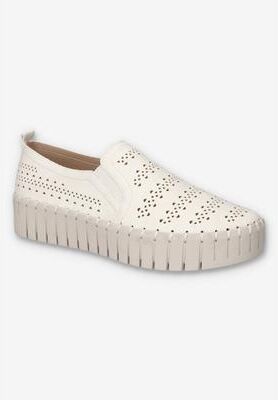 Women's Peppy Platform Sneaker by Easy Street in White (Size 11 M)
