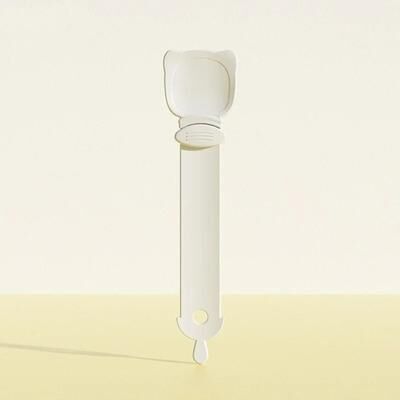 Uplift Essentials Mess Free Cat Treat Squeeze Spoon white