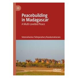Umbreit Peacebuilding in Madagascar (Englisch, Softcover, Razakamaharavo Velomahanina Tahinjanahary) (74669146)