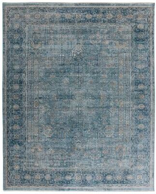 SAFAVIEH Victoria Jackelien Traditional Oriental Rug