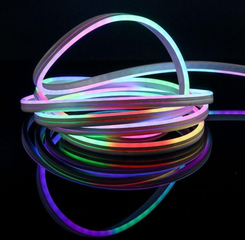 Silumen Néon Flexible Connecté LED RGBIC Tuya 24V 5M 60LED/m IP65