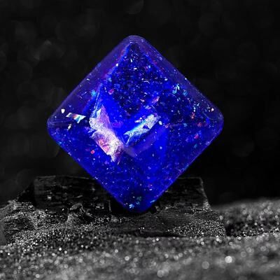 Inspired Finds Flipo Flip Kinetic Skill Rotating Fidget Spinner Toy Desktop Stress Reliever deep Sapphire Blue