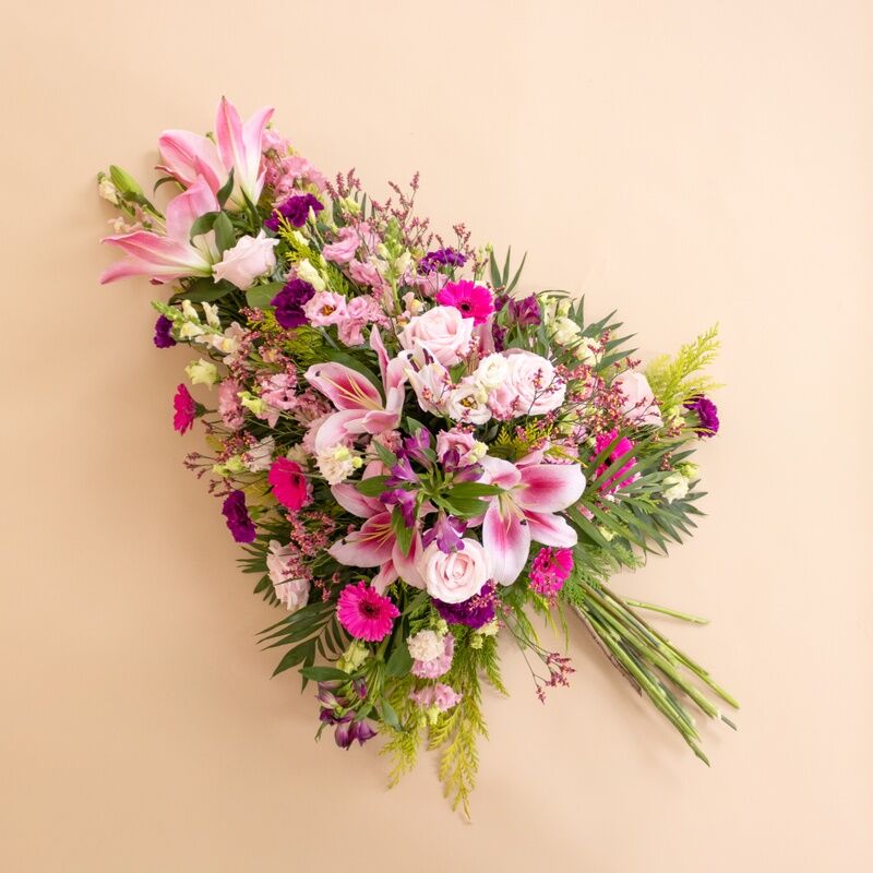 Gerbe de fleurs roses : Voyage astral rose, gerbe florale rose - Interflora