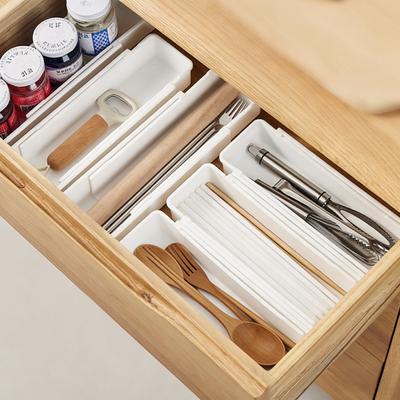 The Handy Homestead Adjustable Silverware Drawer Organizer Tray Expandable Cutlery Holder Adjustable Silverware Drawer Organizer Tray Expandable Cutlery Holder