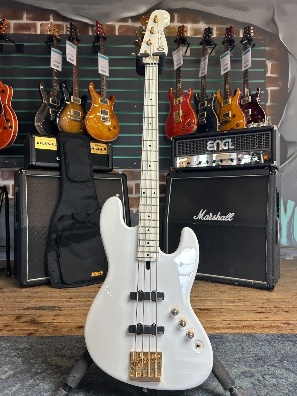Maruszczyk Elwood 4a Gloss White Electric Bass   Gloss White - Refurbished