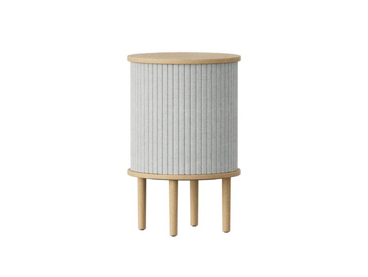 UMAGE - Audacious Beistelltisch mit USB Anschluss, Ø 38 x H 59.3 cm, Eiche natur / sterling