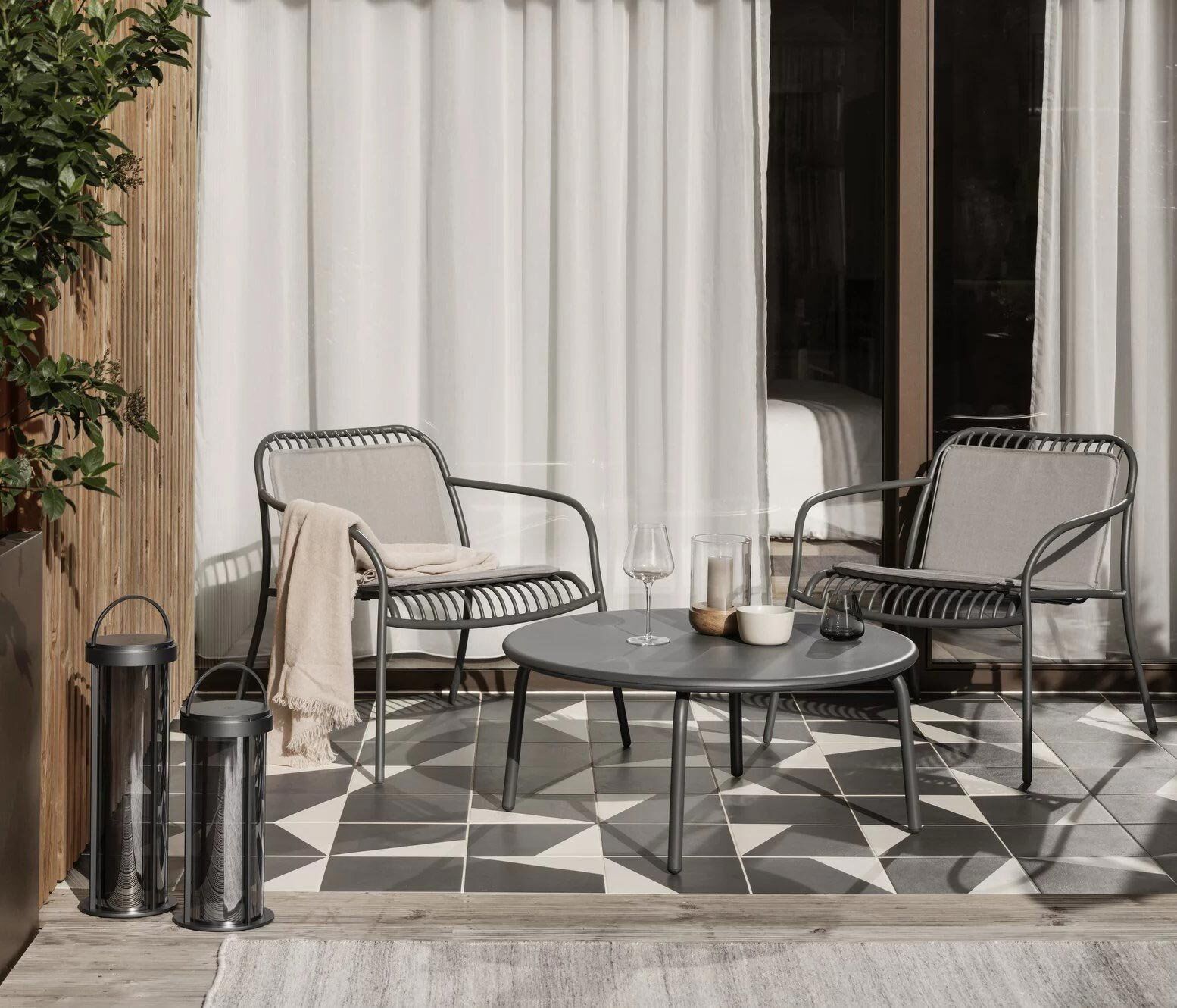 blomus Yua Outdoor Loungetisch Ø 80cm (Granite Gray) Granite Gray