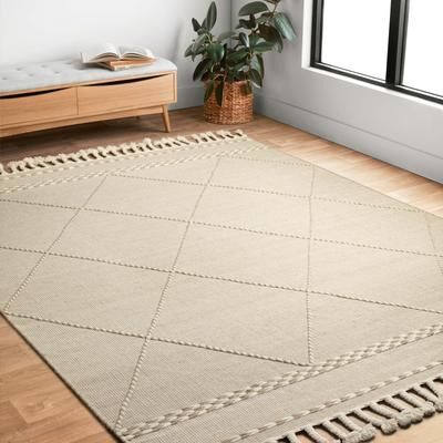 Alexander Home Isaiah Farmhouse Hand Loomed Wool Rug
