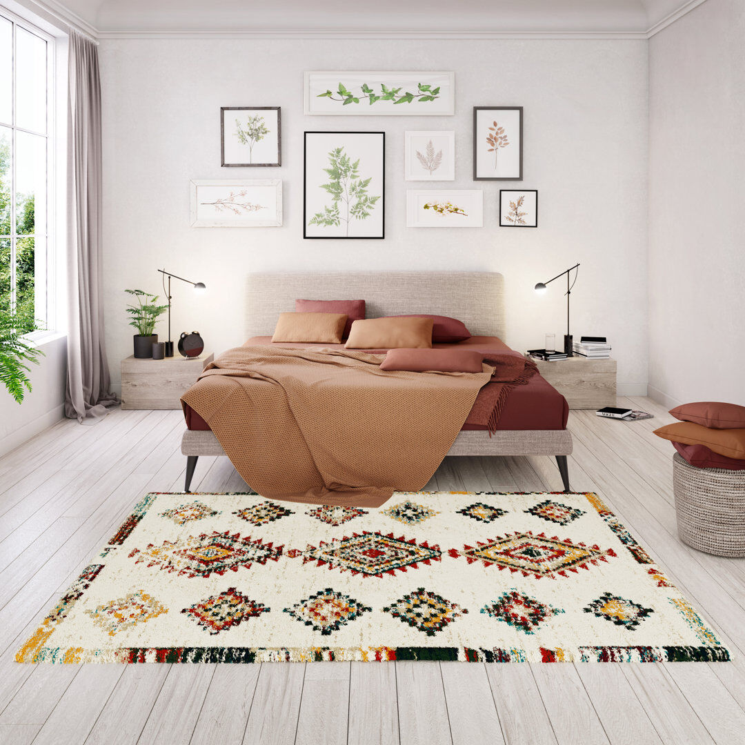 World Menagerie Botkin Rectangle Shag Cream Rectange 160 x 230cm