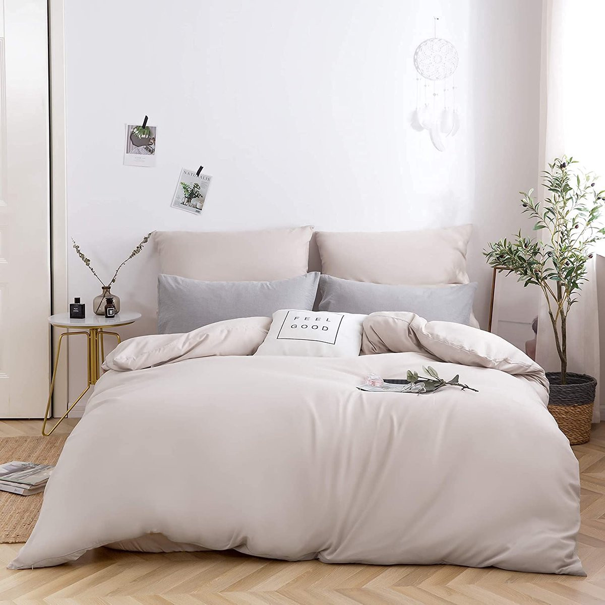 Unyqoos Vierdelige Microvezel Beddengoed Set met Ritssluiting in Beige, 135x200 cm