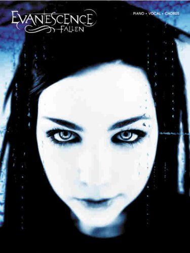 Evanescence - Fallen: Piano/Vocal/Chords: Piano, Vocal and Guitar Arrangement (Pvg) - Preis vom 14.10.2026 23:07:16 h