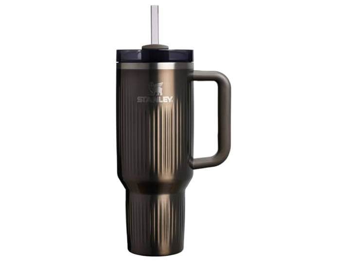 Stanley Quencher Trinkbecher H2.0 mit Henkel und Strohhalm