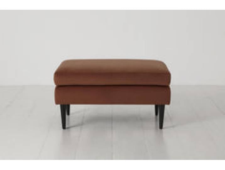 Polsterhocker Model 01, Ziegelrot
